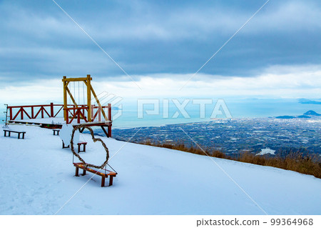 被白雪覆蓋的雲邊寺:展現在眼前的動人景象 被白雪覆蓋的雲邊寺:展現在眼前的動人景象 99364968
