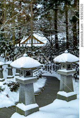 被白雪覆蓋的雲邊寺：展現在眼前的動人景象 99365020