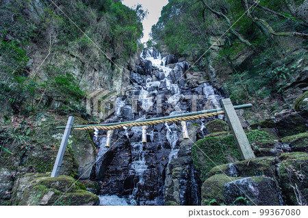 Fudo Falls with a drop of 15 meters with Fudo Myoo Fudo Falls with a drop of 15 meters with Fudo Myoo 99367080