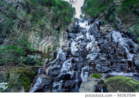 Fudo Falls with a drop of 15 meters with Fudo Myoo 99367094