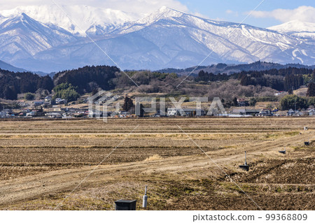 早春藏王山腳下 99368809