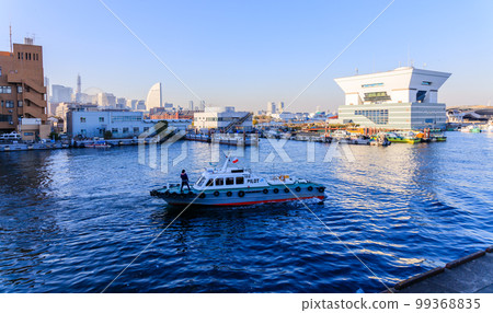 Yokohama port scenery in winter Yokohama port scenery in winter 99368835