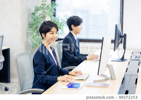 業務場景性別 99372253