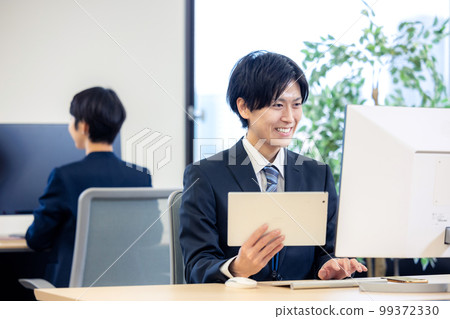 商人男性辦公室 99372330