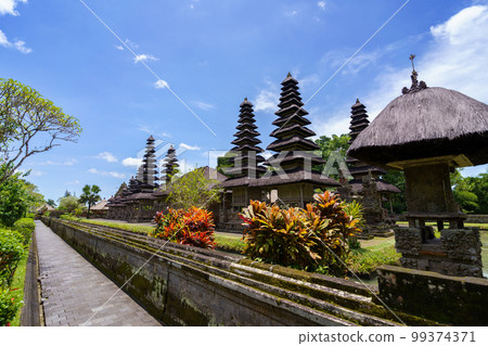 World Heritage Taman Ayun Temple, Multi-Pagoda Meru (Bali, Indonesia) 99374371