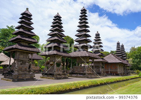 世界遺產 Taman Ayun Temple, Multi-Pagoda Meru（印度尼西亞巴厘島） 99374376