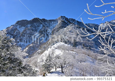西日本百名名山“石鎚山”黎明關 西日本百名名山“石鎚山”黎明關 99375321