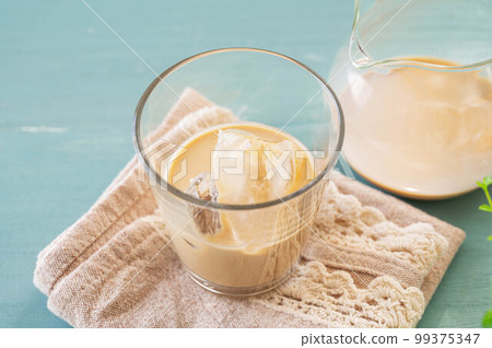 homemade milk brew 99375347