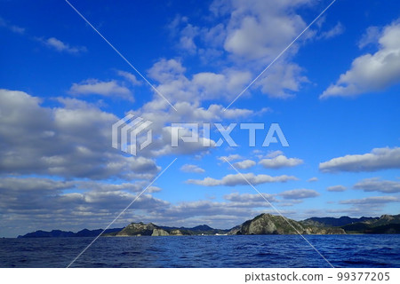 （東京）一月的藍天 99377205