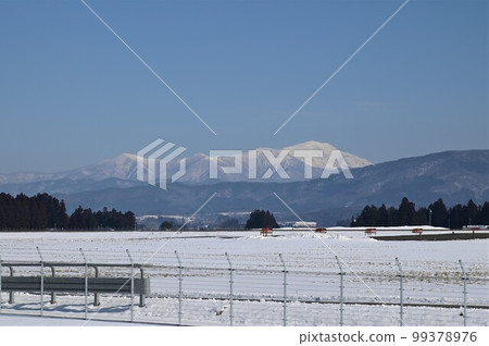 Scenery seen from Iwate Hanamaki Airport Scenery seen from Iwate Hanamaki Airport 99378976
