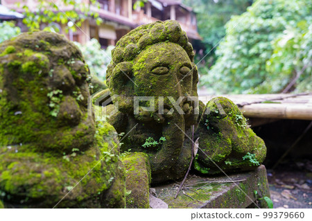 Stone statue near Gunung Lebah Temple (Bali, Indonesia) Stone statue near Gunung Lebah Temple (Bali, Indonesia) 99379660