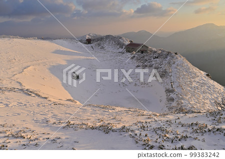 日本四國名山200名中的四國名山100名之一的三翁的冬景 99383242