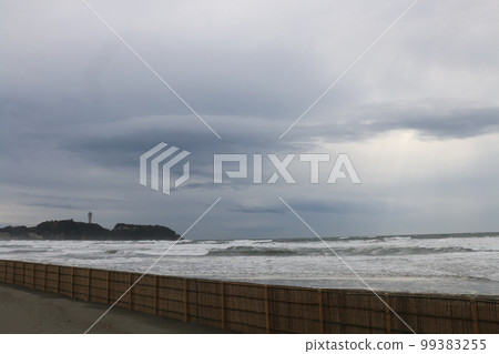 Sky and sea 99383255