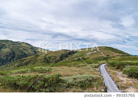 [Northern Alps] Tarohira_Tarodaira Hut_01 99385768