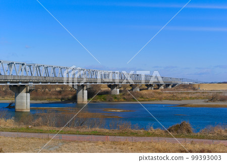 Tonegawa Tohoku Shinkansen track February 2023 99393003