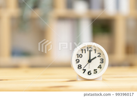 Clock time 2 o'clock 14 o'clock 2:00 14:00 99396017