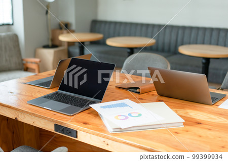 Coworking space unmanned business 99399934