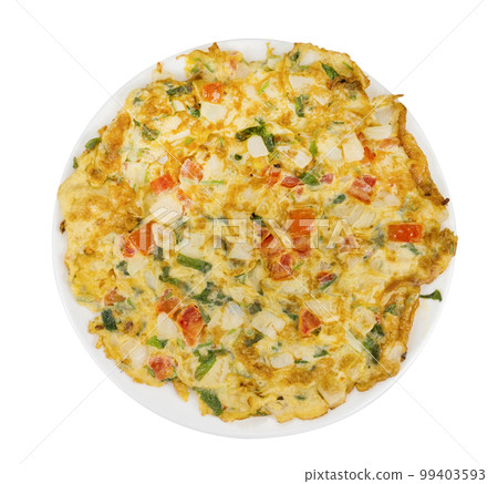 omelet with onion leaves and tomato isolated omelet with onion leaves and tomato isolated 99403593