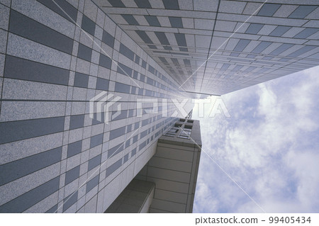 A view of the Tokyo Metropolitan Government Building (1st Main Building, 2nd Main Building, Assembly) in Shinjuku Ward, Tokyo from the outside A view of the Tokyo Metropolitan Government Building (1st Main Building, 2nd Main Building, Assembly) in Shinjuku Ward, Tokyo from the outside 99405434
