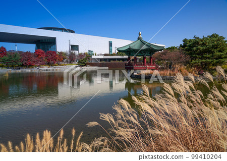 國立中央博物館 首爾龍山區 國立中央博物館 首爾龍山區 99410204