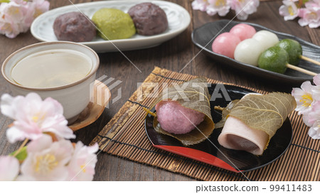 櫻花與日式點心 | Botamochi、三色團子（hanami團子）和櫻花年糕 春季賞櫻和春分 99411483