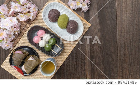 櫻花與日式點心 | Botamochi、三色團子（hanami團子）和櫻花年糕 春季賞櫻和春分 99411489