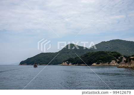 Ship Iroha Maru bound for Sensuijima (Tomonoura, Hiroshima Prefecture) 99412679
