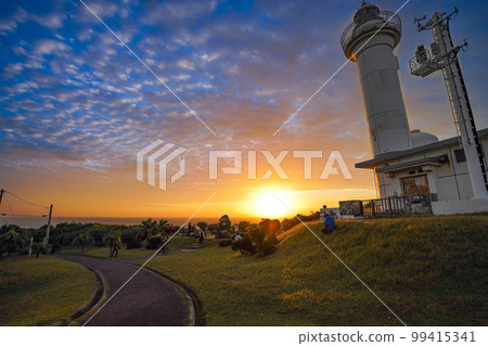 Yonaguni jima The sunset at the west end of Japan 99415341