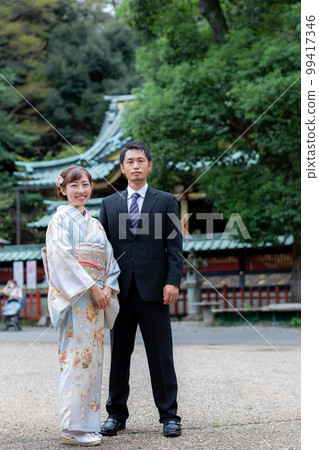 Commemorative photo portrait two people in kimono Commemorative photo portrait two people in kimono 99417346
