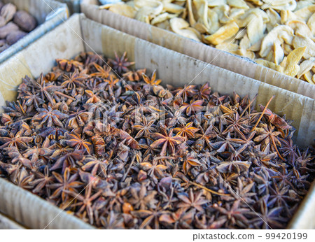 Star anise (Illicium verum) and anise seed Star anise (Illicium verum) and anise seed 99420199