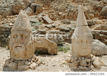 Giant God heads on Mount Nemrut. Anatloia, Turkey 99421564