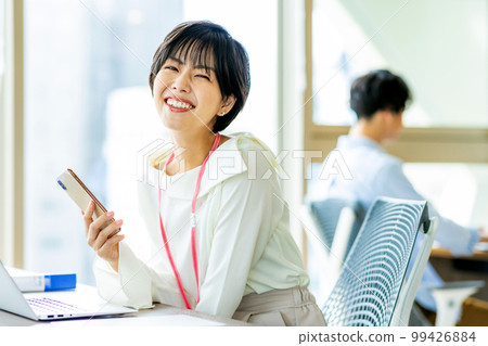 女性智能手機商務形象拍攝合作“+SHIFT NOGIZAKA” 女性智能手機商務形象拍攝合作“+SHIFT NOGIZAKA” 99426884