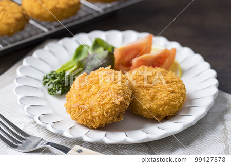 Cream croquette 99427878