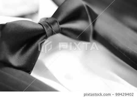 Striped jacket with white shirt and bowtie 99429402