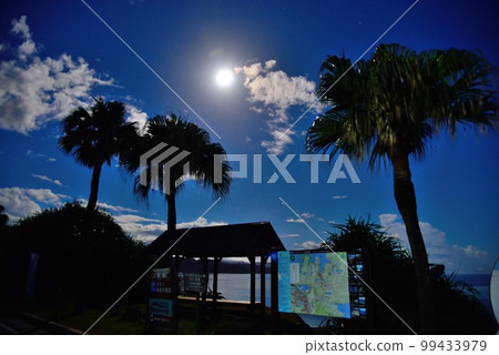 Amami Oshima, Ohama Seaside Park, azure sky and moonlight 99433979