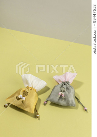 collection of korean traditional objects_lucky bag 99447618