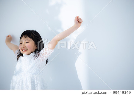 Kids sleep image Kids sleep image 99449349