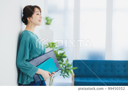 辦公室女士 辦公室女士 99450352