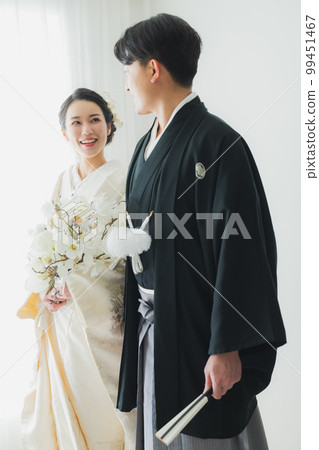 Shiromuku Bride and Groom 99451467
