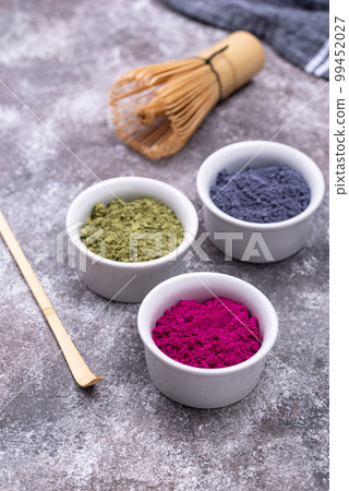 Green, blue and pink matcha powder Green, blue and pink matcha powder 99452027