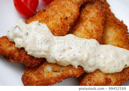 deep-fried horse mackerel   99452589