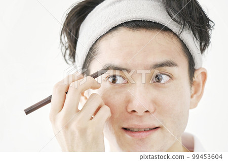 畫眉毛的男人 99453604