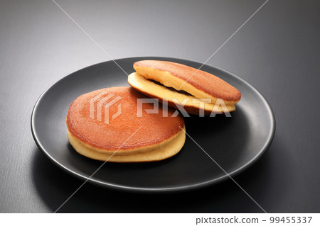 Dorayaki Dorayaki 99455337