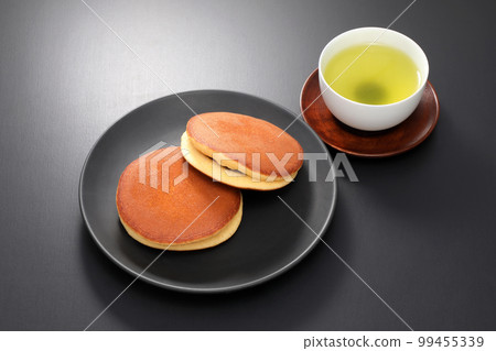 Dorayaki 99455339