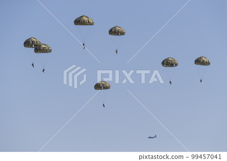 Descent training Descent training 99457041