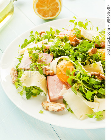 Salad with bacon and greens Salad with bacon and greens 99458087