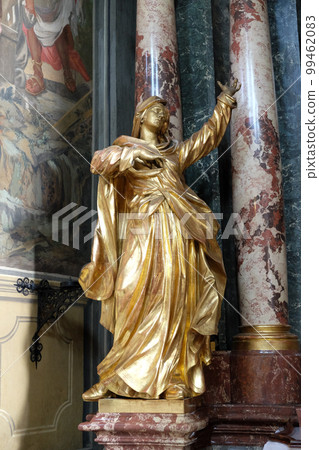 Virgin Mary, altar of the Holy Cross, Barmherzigenkirche church in Graz, Styria, Austria Virgin Mary, altar of the Holy Cross, Barmherzigenkirche church in Graz, Styria, Austria 99462083