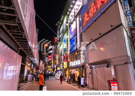 《Tokyo》 Kanda station square, drinking street 《Tokyo》 Kanda station square, drinking street 99472069