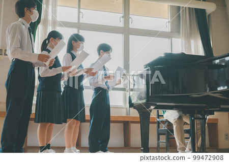 音樂 豬骨湯 初中生 99472908