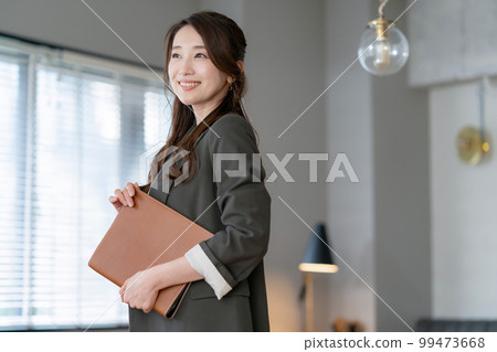 Business woman smile Business woman smile 99473668